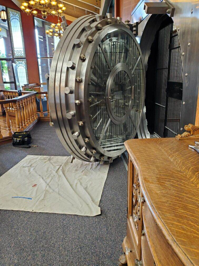 vault door repair gallery